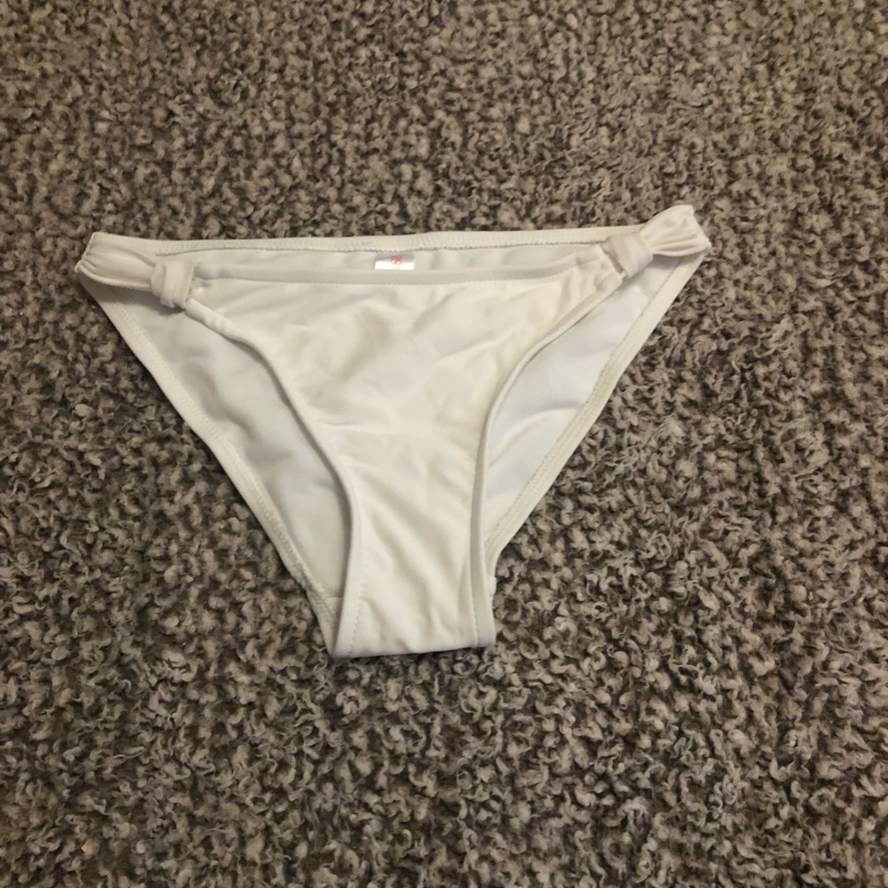 Bikini bottoms
